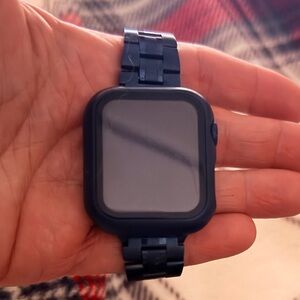 Navy Apple Watch Series 6 with 4 bands and 7 screen protectors